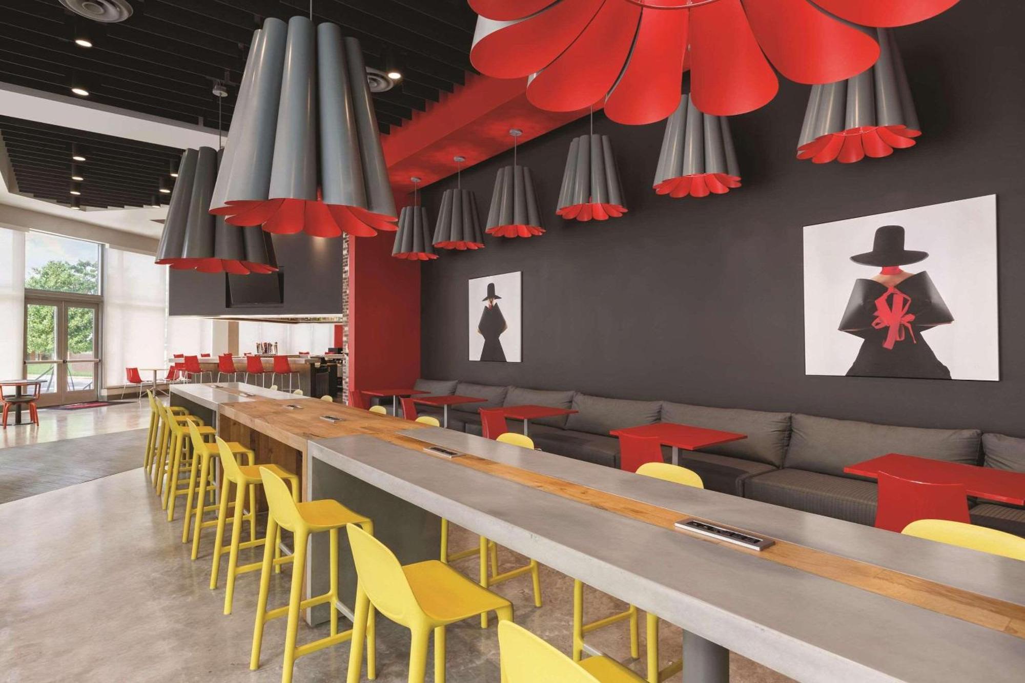 فندق Radisson Red Miami Airport ميامي سبرينغز المظهر الخارجي الصورة