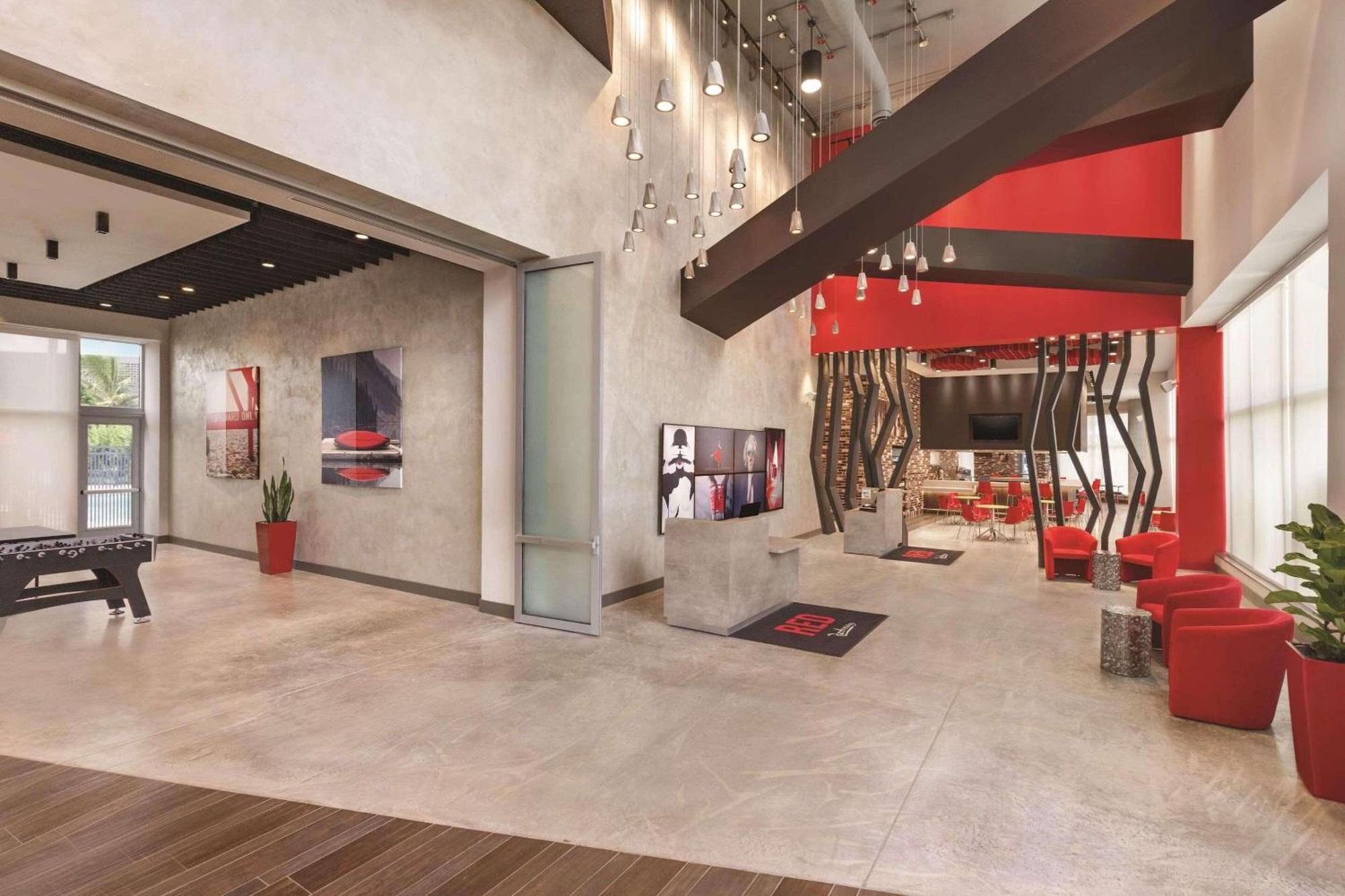 فندق Radisson Red Miami Airport ميامي سبرينغز المظهر الخارجي الصورة