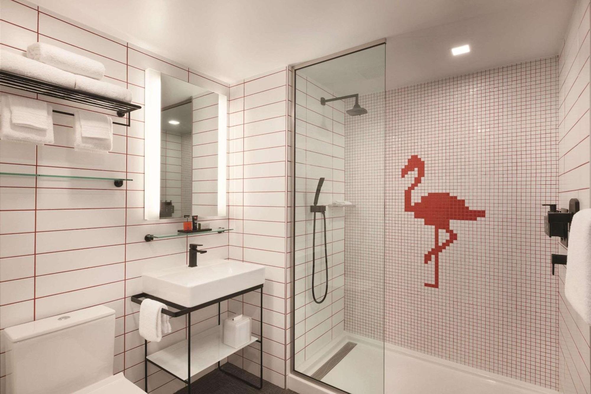 فندق Radisson Red Miami Airport ميامي سبرينغز المظهر الخارجي الصورة